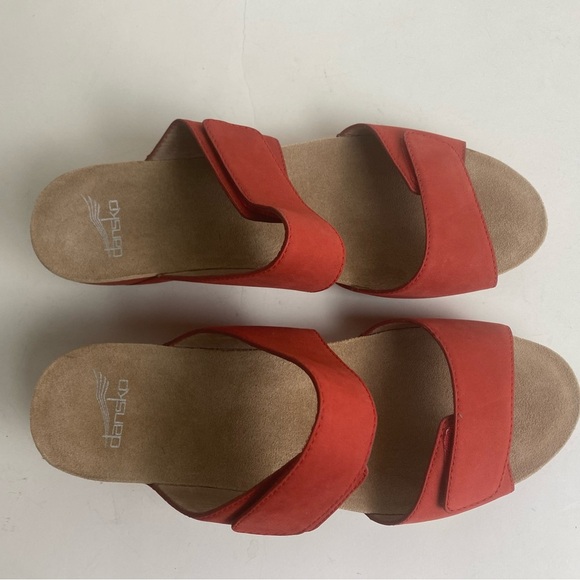 Dansko Vienna Slide Wedge Sandals Red Milled Nubuck Leather Size 40 - Picture 2 of 7